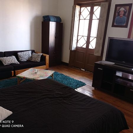 Hostal Irreal Santiago de Chile Bagian luar foto
