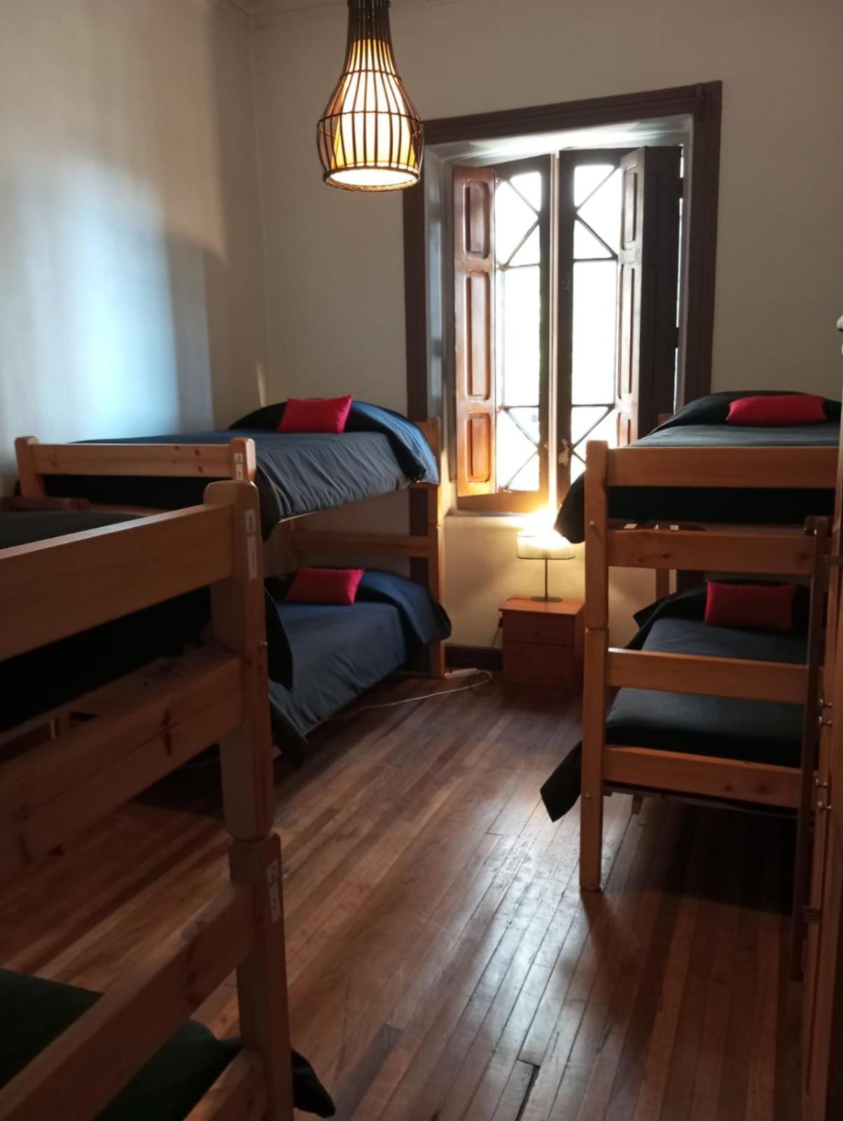 Hostal Irreal Santiago de Chile Bagian luar foto
