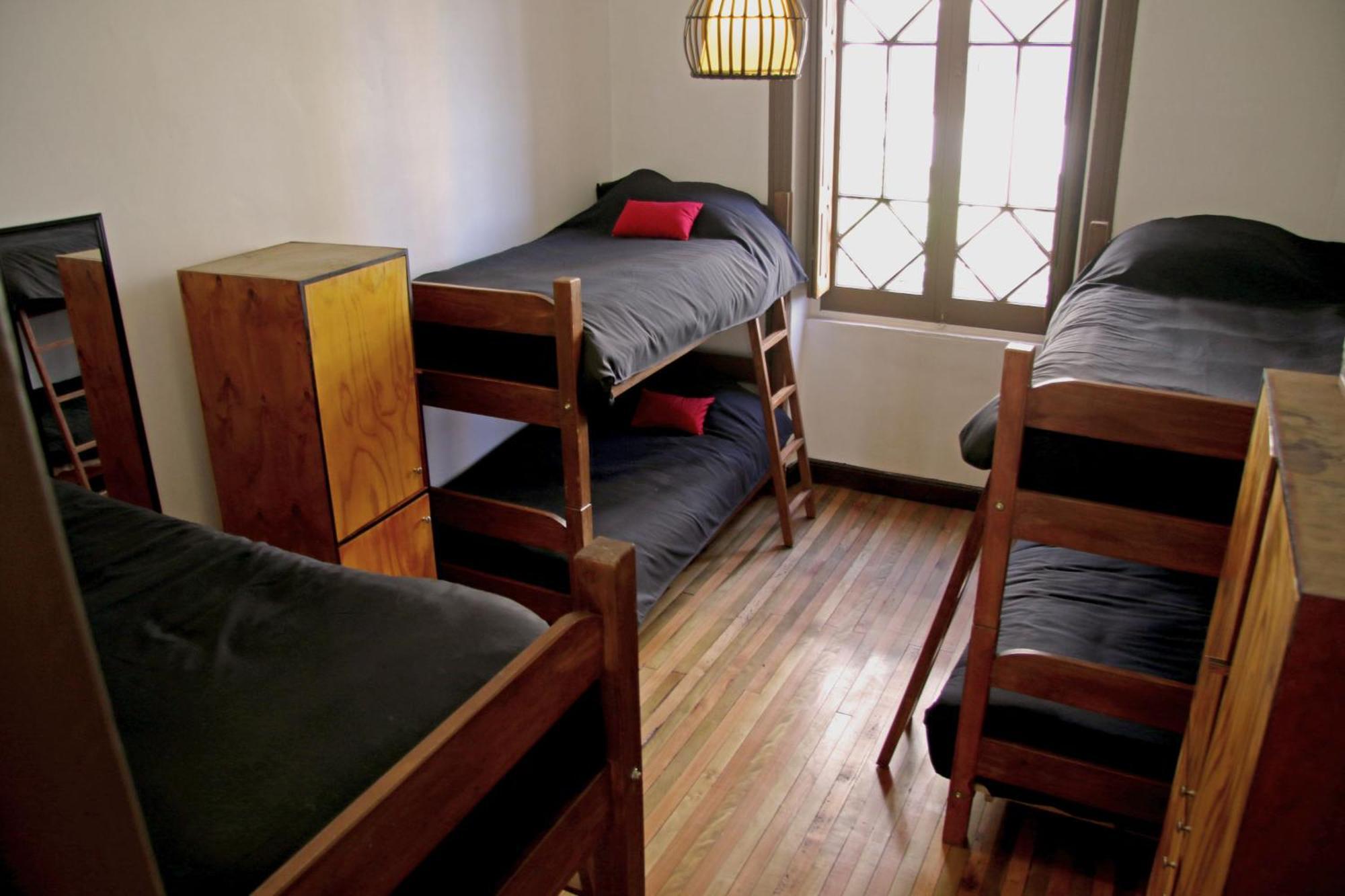 Hostal Irreal Santiago de Chile Bagian luar foto